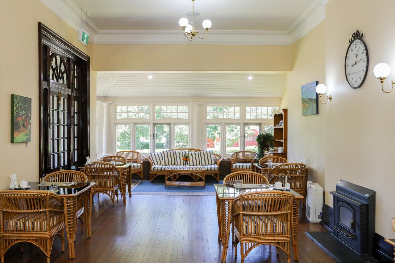 Petersons Armidale Winery And Guesthouse Экстерьер фото